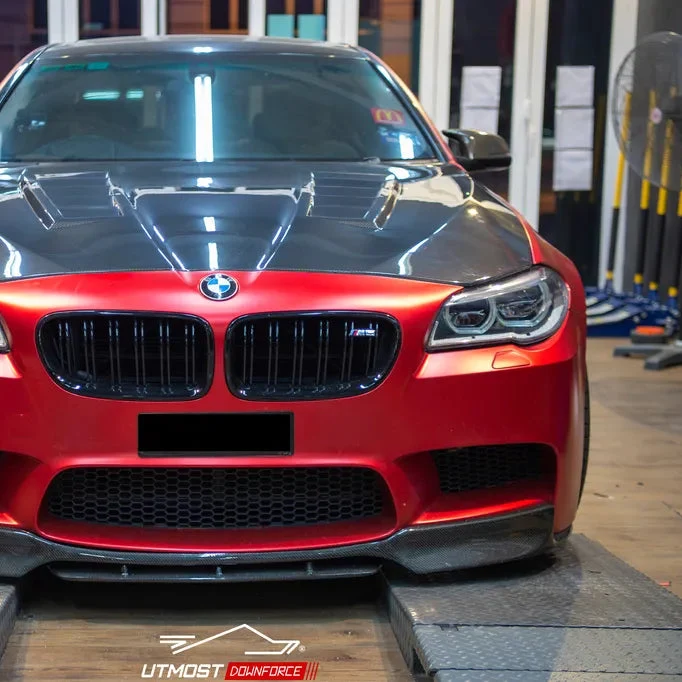 V- Style Carbon Fiber Hood F10 BMW - Image 3