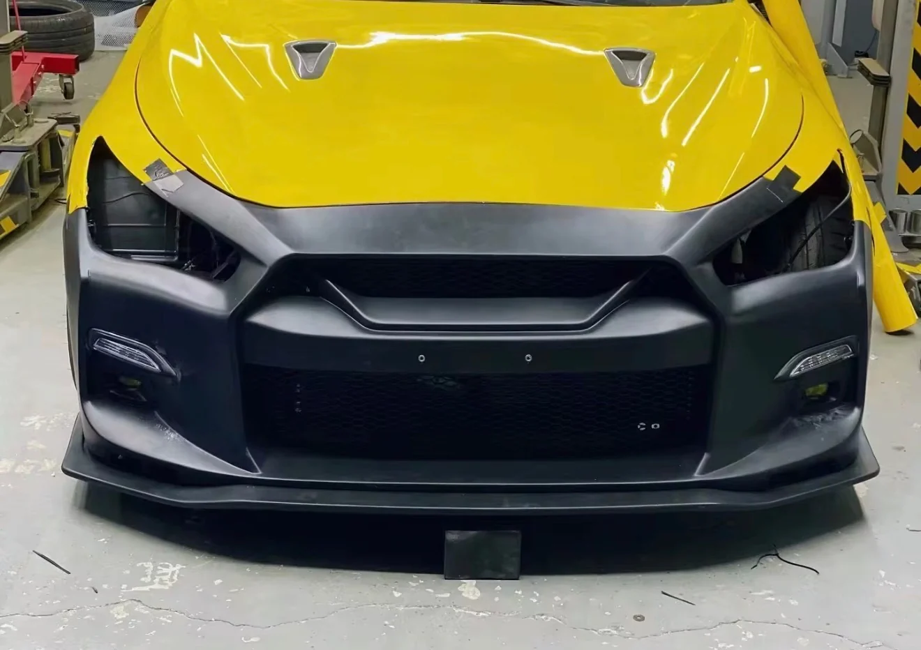 Q50 GTR Style Front Bumper - Image 3